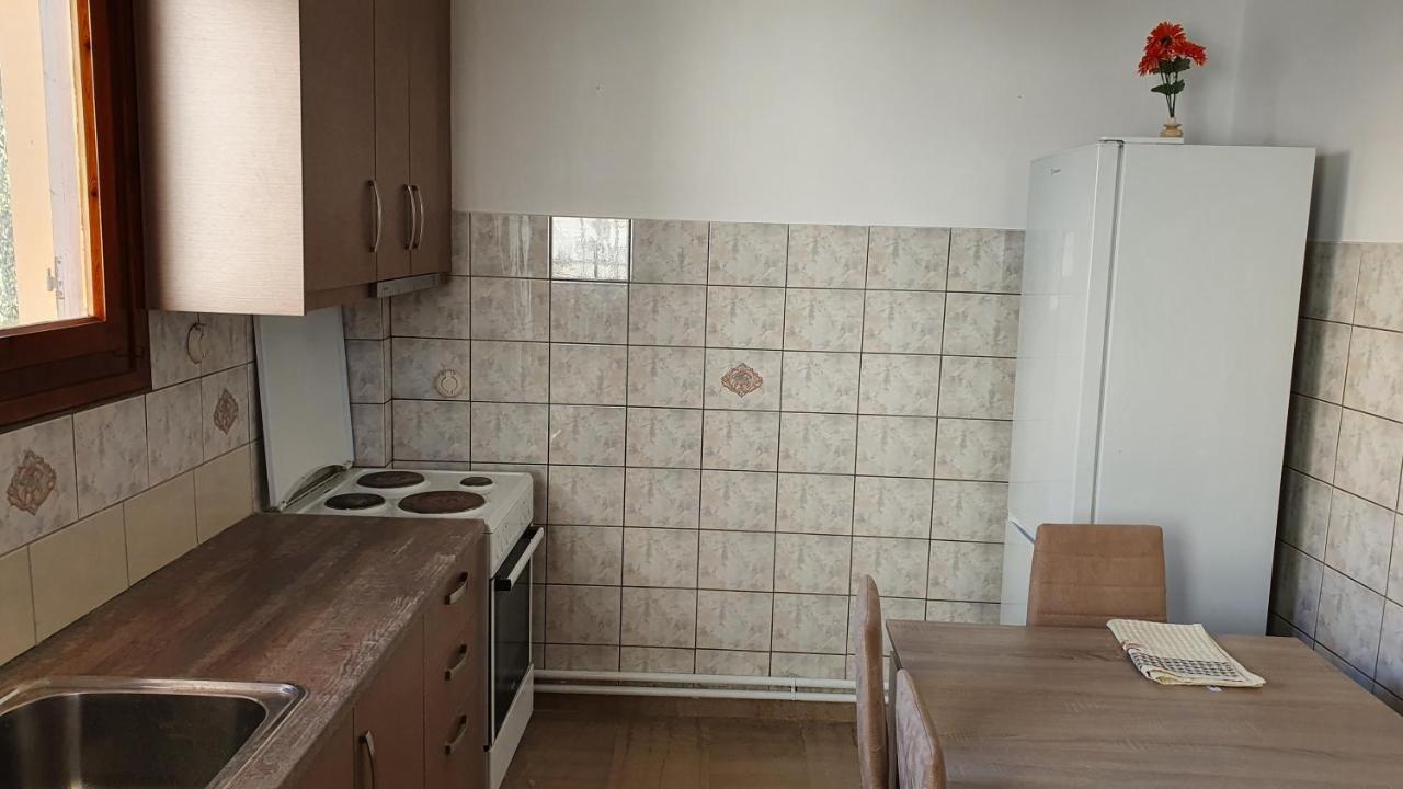 Nafpaktos Beach House Sea View Apartment First Floor Exterior foto